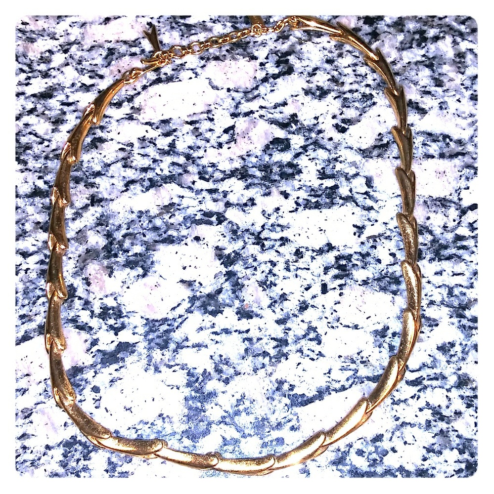 🌀Monet choker necklace